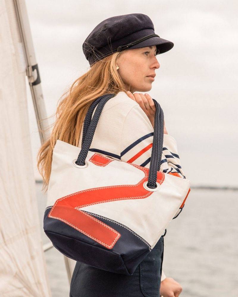727 Sailbags Handtasche Legende N°2 * 100 % recycelte Segel * Null Abfall Ziel - HOLE-X