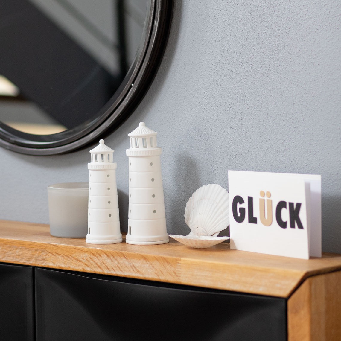 MEERESRAUSCHEN. LEUCHTTURM "MITTEL"