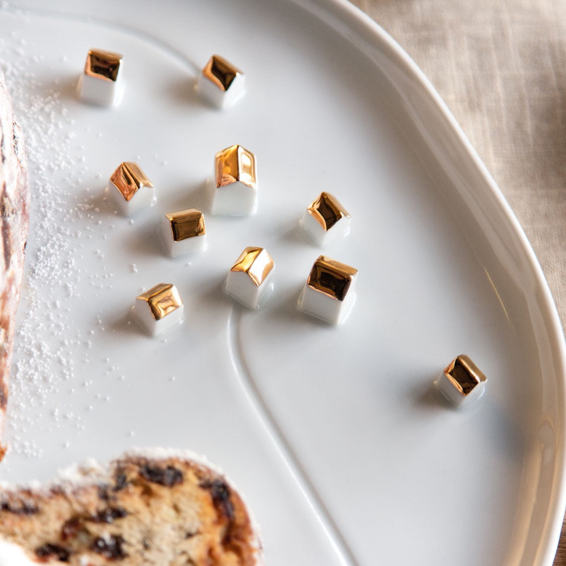 PORZELLANGESCHICHTEN. TELLER "DORF"