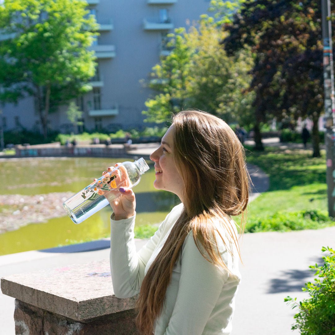 CARRY Bottle REMINDER TO MYSELF 0,7 l Glasflasche - immer genügend Wasser trinken