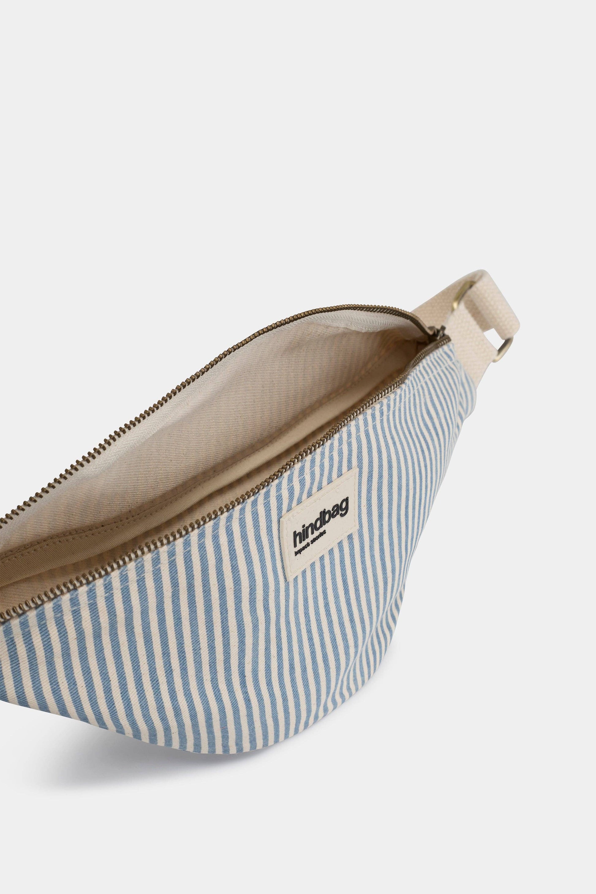 Bauchtasche Olivia von Hindbag in blau-grauen Streifen – GOTS Bio-Baumwolle, Doppelreißverschluss, verstellbarer Gurt 56–105 cm
