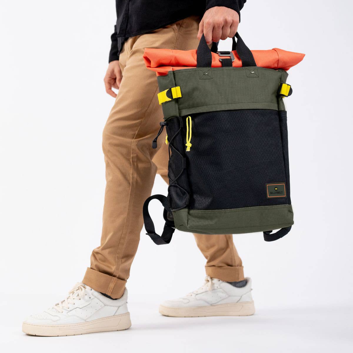 Roll-Top Rucksack aus 100% recyceltem Polyester - Khaki und Orange
