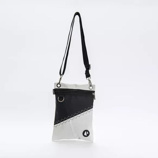 Unisex-Tasche aus recyceltem Segel – Brioni – Schwarz