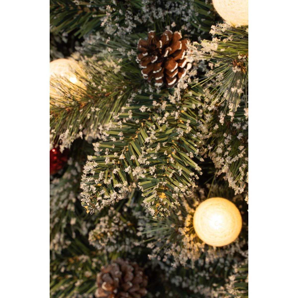 Kaprun Künstlicher Weihnachtsbaum aus Jute mit LED-Beleuchtung – H60 x Ø39 cm – Grün gefrostet, Rot - HOLE-X-WORLD