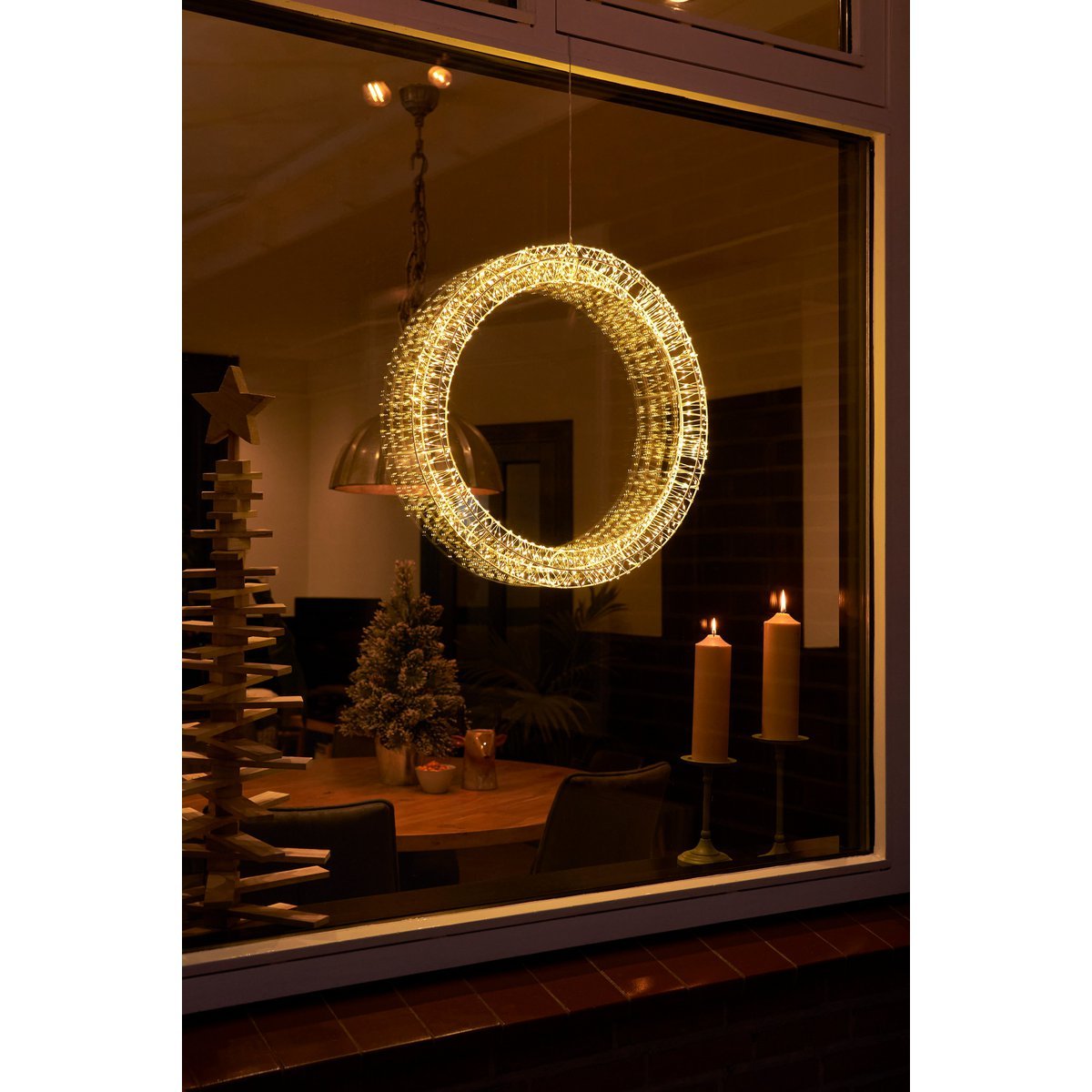 Weihnachtsbeleuchtungskreis mit warmweißen LED-Lichtern – Ø56 cm – Metall – Weiß - HOLE-X-WORLD