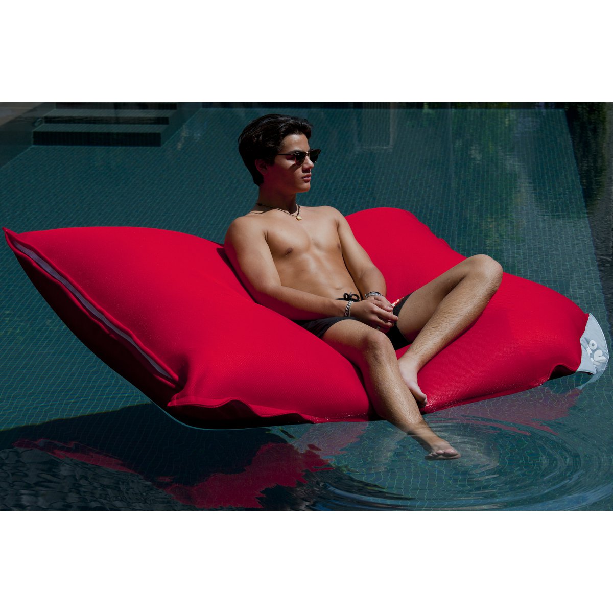 FLOAT SITZSACK SCHWIMMBAD - rouge - HOLE-X-WORLD