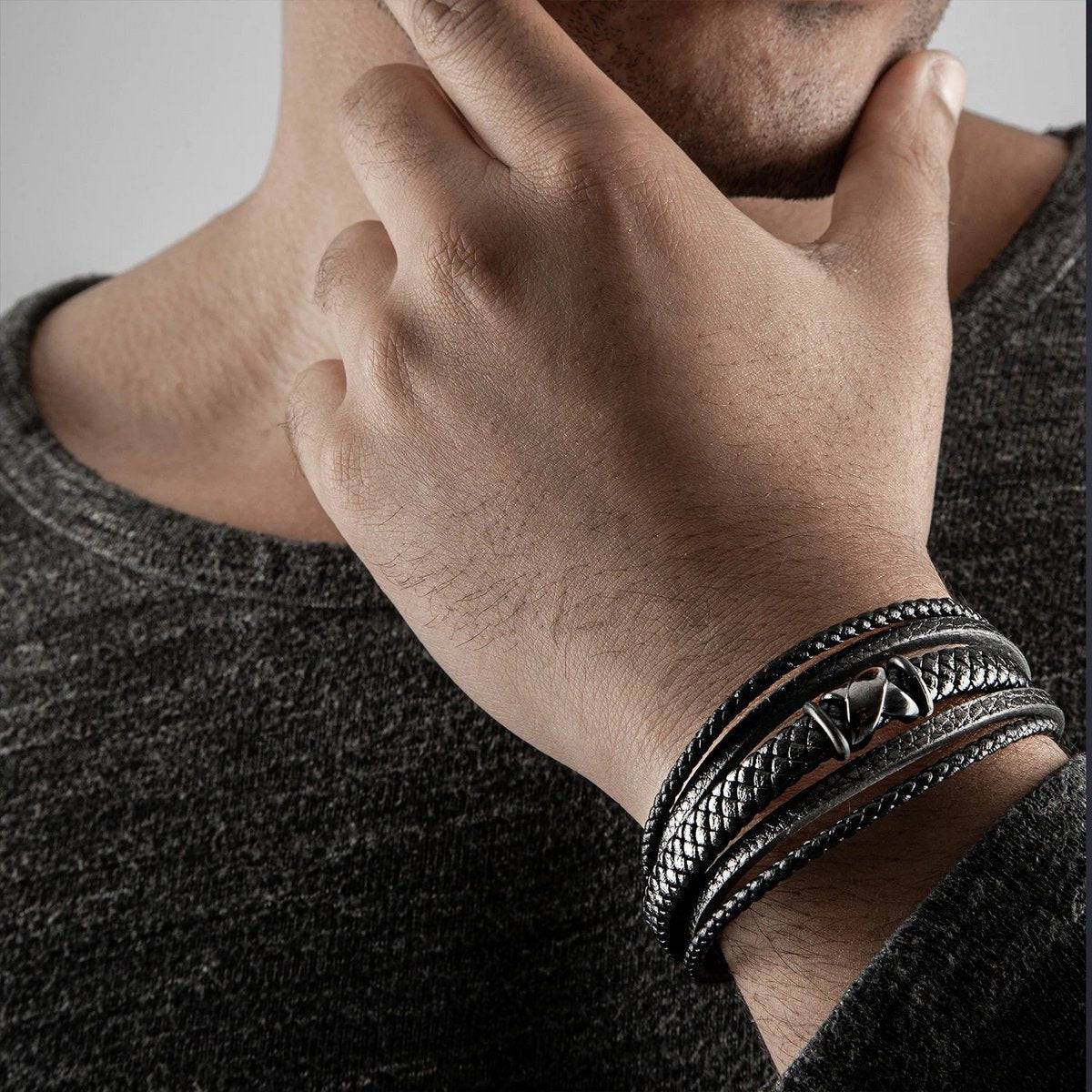 Lederarmband "Flake" - entdecke das ideale Accesssoire um Dein Outfit abzurunden - SILBER