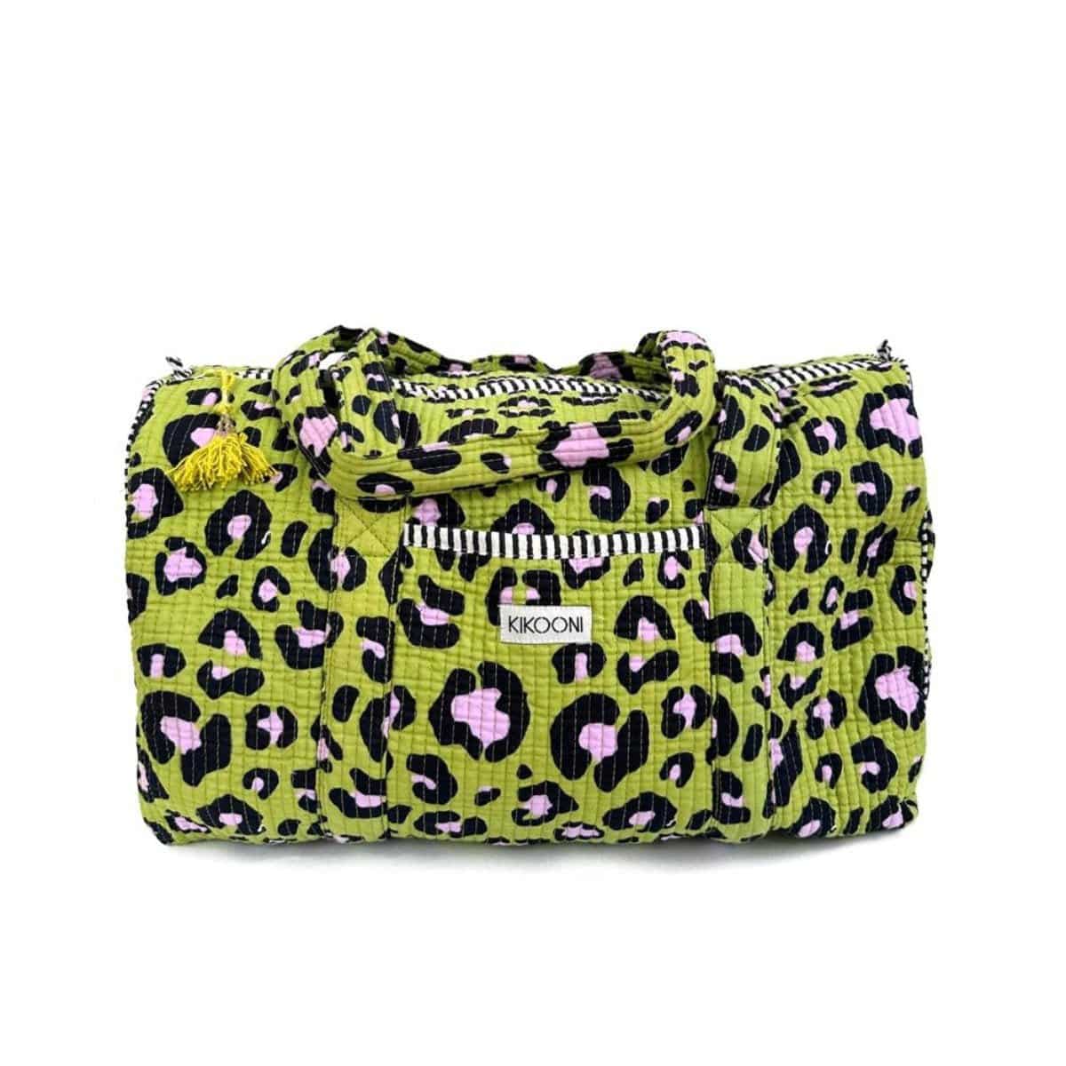 Handgemachte große Baumwolltasche "Oh Leo - cosmicgreen" deine einzigartige Sporttasche, Strandtasche, Wochenendtasche aus handbedruckter Baumwolle. - HOLE-X-WORLD