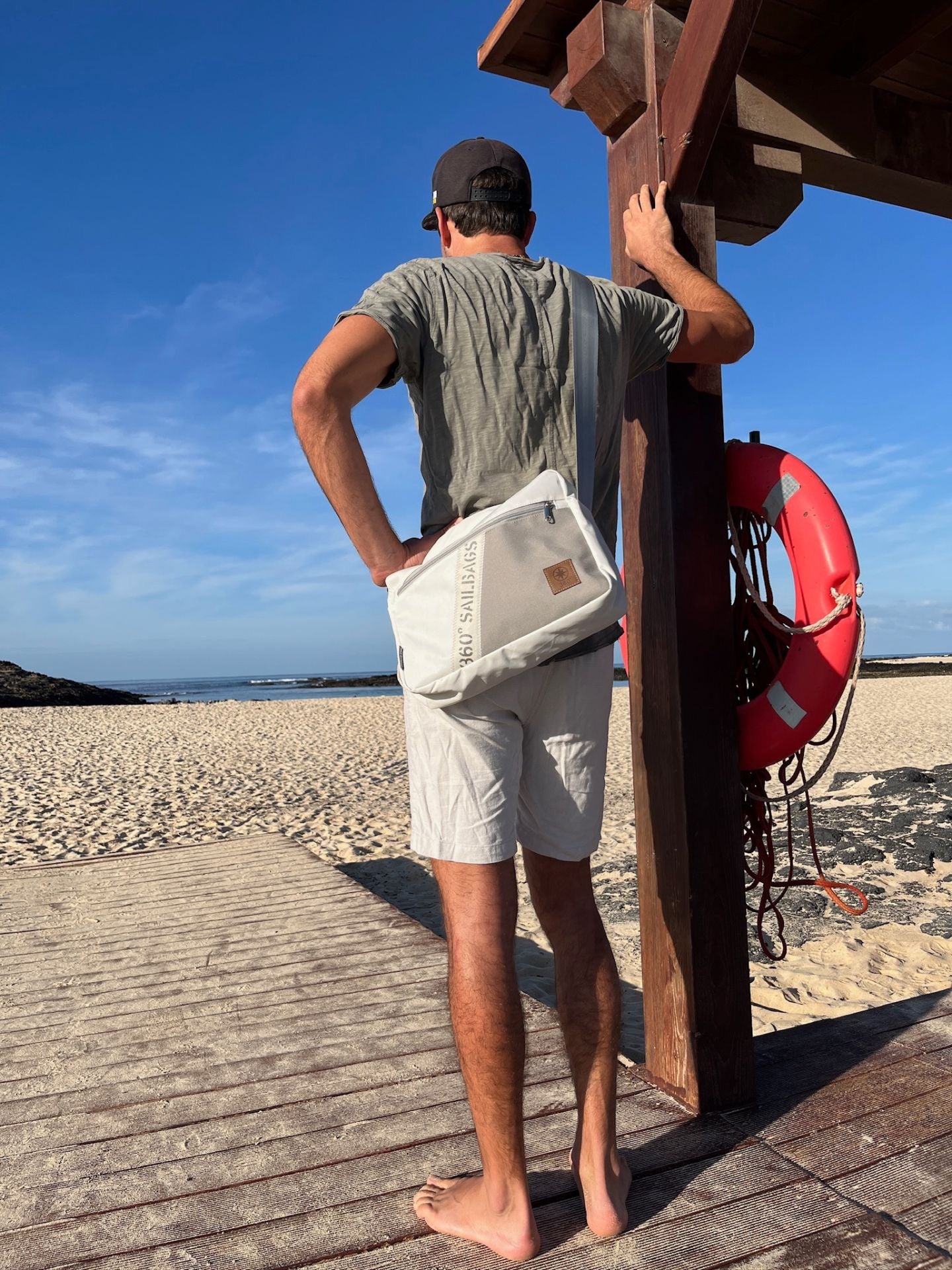 Umhängetasche "Fender L" STENCIL Kollektion