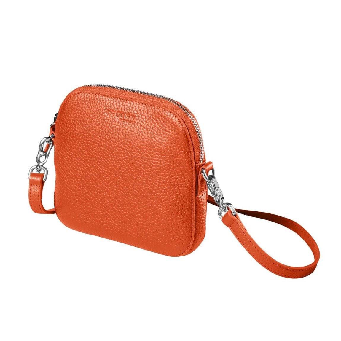 CHI CHI FAN HAMBURG CHANGE BAG - orange - eine Tasche die alles mitmacht - HOLE-X-WORLD