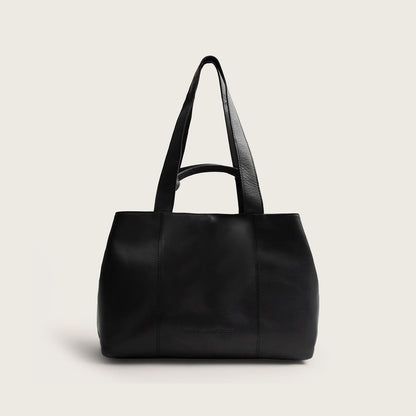 The Chesterfield Brand Gail Ledershopper in Schwarz aus Wax Pull Up Leder