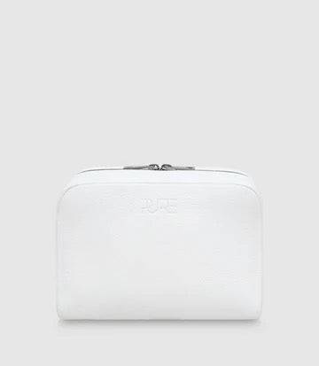 Kosmetiktasche MIRA Ivory White unsere trendige Beauty-Bag von PURE Leder-Studio München