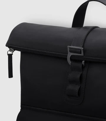 Rucksack POLIS Midnight Black Kurierrucksack Größe individuell verstellbar von PURE Leder-Studio München