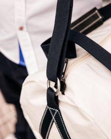 727 Sailbags Reisetasche Tasche Onshore Navy Marineblau * 100 % recycelte Segel * Null Abfall Ziel - HOLE-X