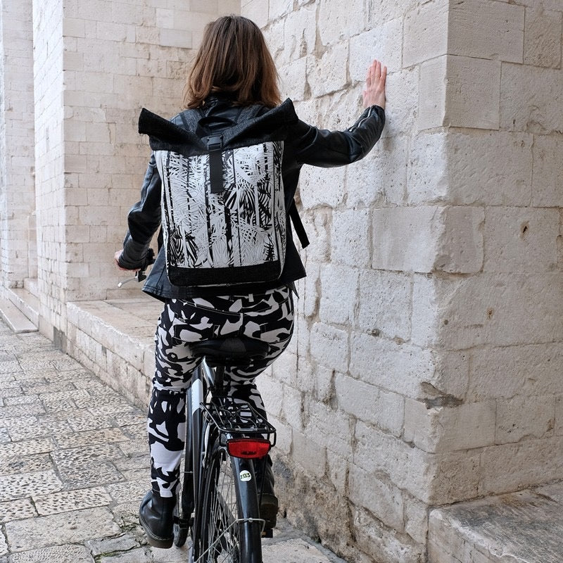 IKURI Kombi Fahrradtasche Rucksack Palmeras – wasserdicht, 15 l, Klickfix, handgefertigt