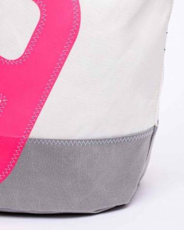 727 Sailbags Handtasche Sandy  N°9 * NEONROSA * 100 % recycelte Segel * Null Abfall Ziel * handgemacht - HOLE-X-WORLD