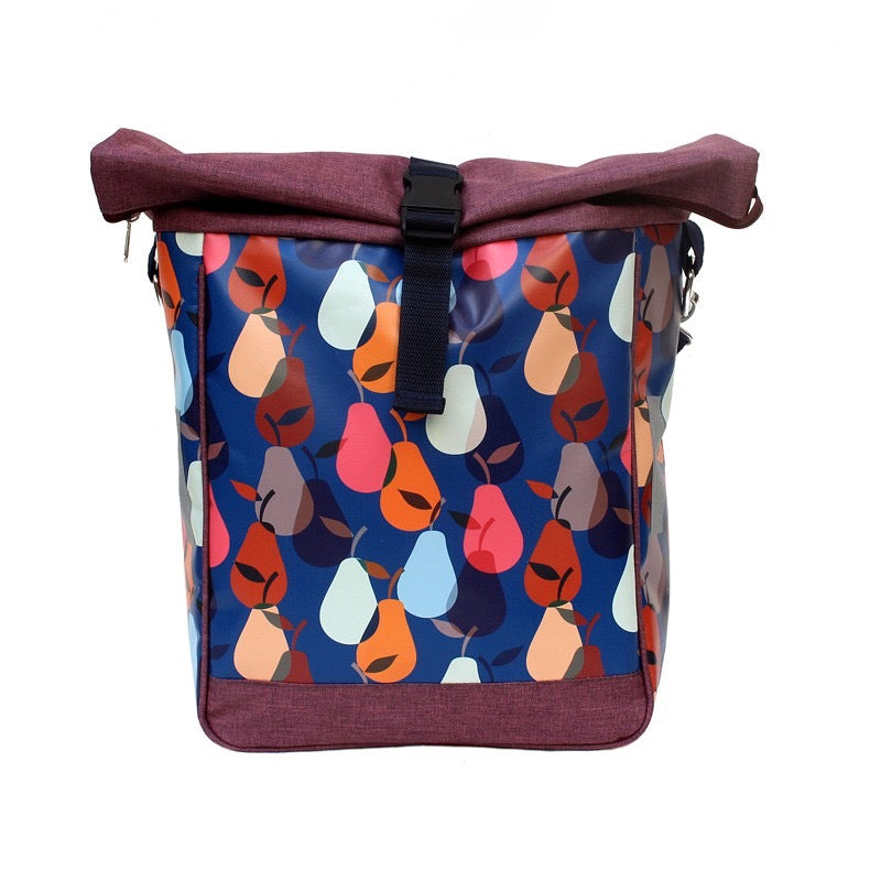 IKURI Fahrradtasche Peras Blau – einseitig, wasserdicht, 13–21 l, Klickfix, handgefertigt