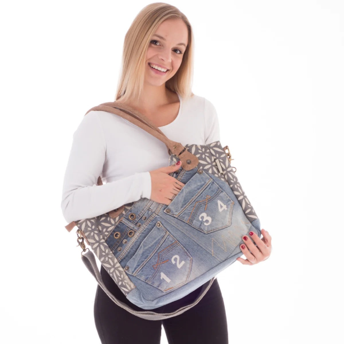 Sunsa Handtasche aus recycelter Jeans & Canvas. Nachhaltige große Schultertasche/ Shopper