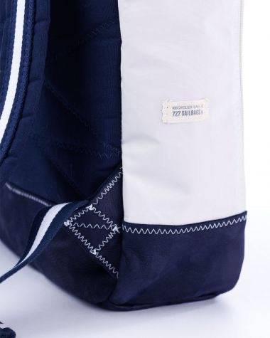 727 Sailbags Rucksack Wally aus 100 % recyceltem Schiffssegel - Futter aus recyceltem Spinnaker - mit eingenähtem Ursprungszeugnis des Segels - HOLE-X-WORLD