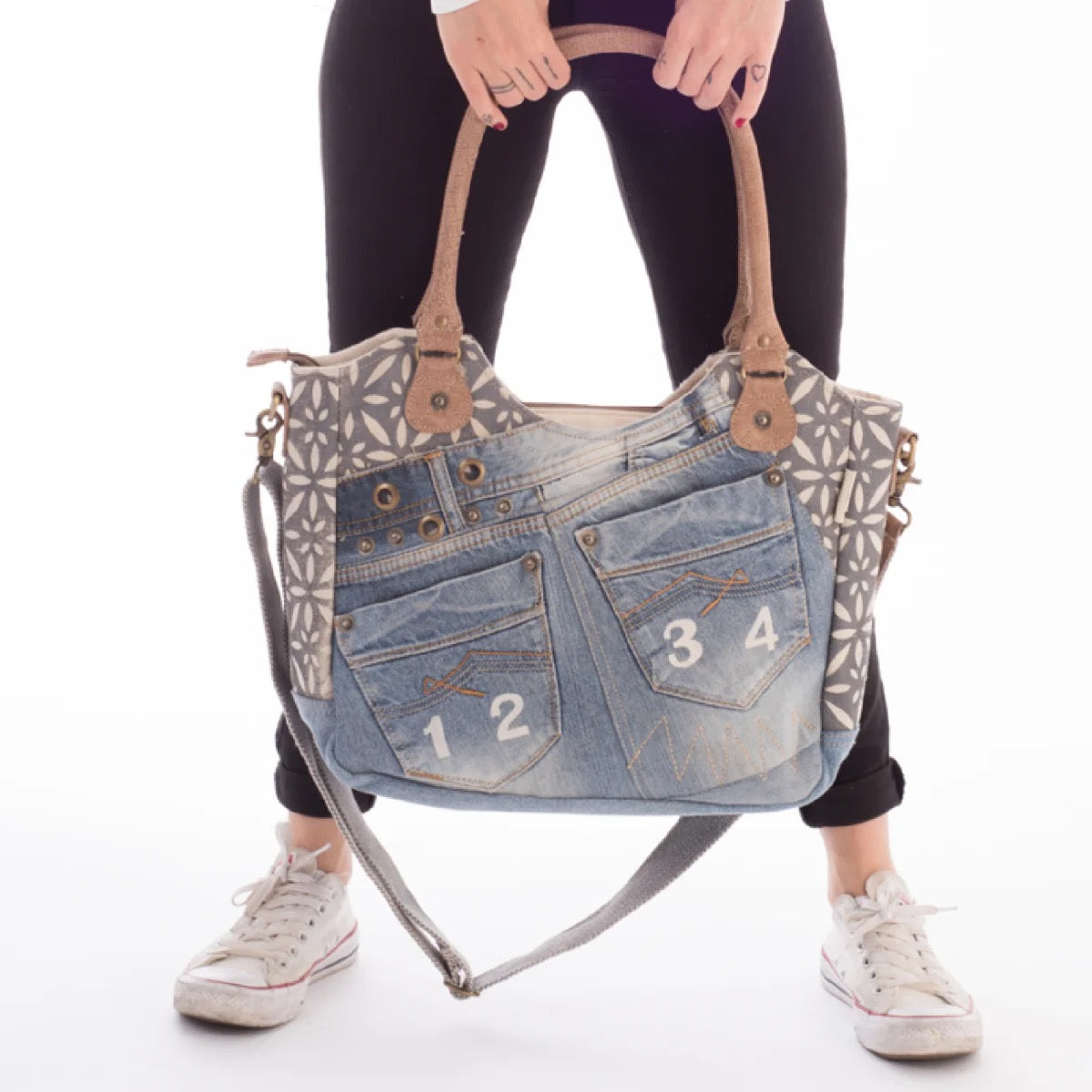 Sunsa Handtasche aus recycelter Jeans & Canvas. Nachhaltige große Schultertasche/ Shopper