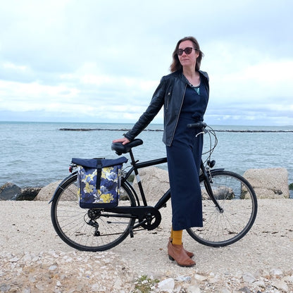 IKURI Fahrradtasche Azucena – einseitig, wasserdicht, 13–21 l, Klickfix, handgefertigt