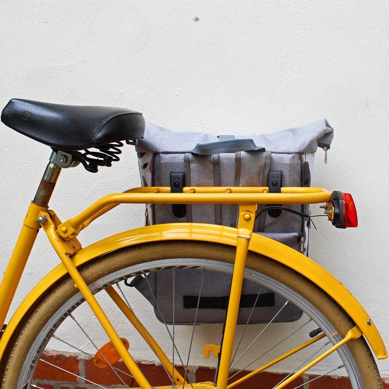 IKURI Kombi Fahrradtasche Rucksack Peras – wasserdicht, 13–21 l, Klickfix, handgefertigt