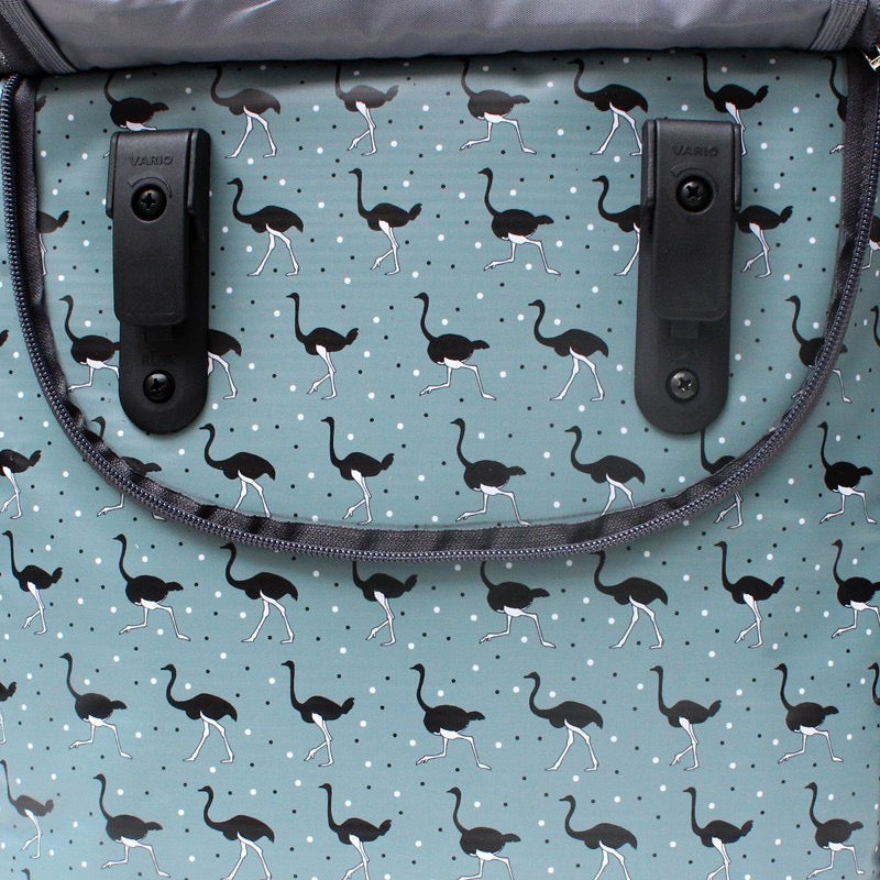 IKURI Fahrradtasche Avestruz – einseitig, wasserdicht, 13–21 l, Klickfix, handgefertigt