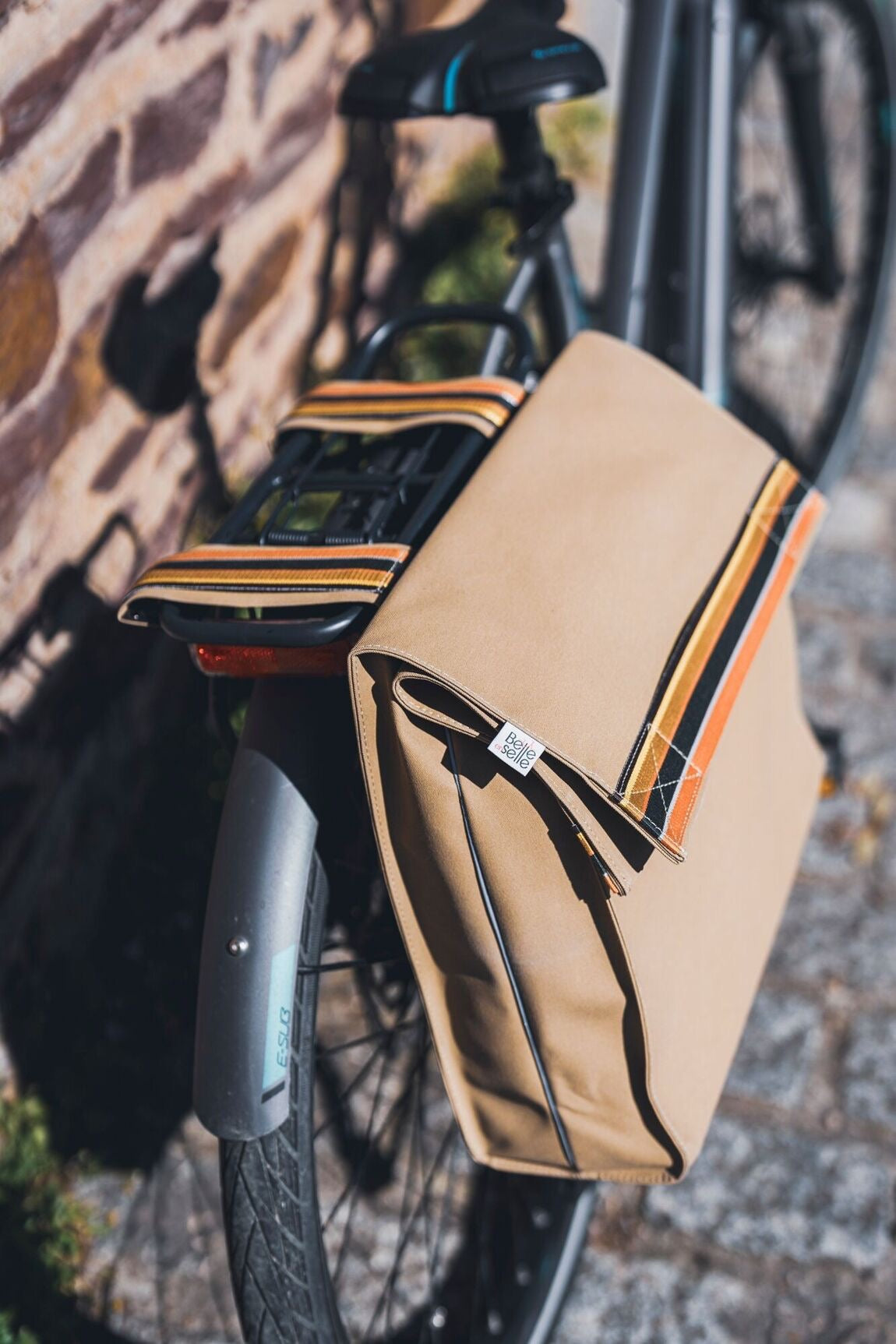 Belle en Selle CITADELLE Fahrradtasche – BEIGE & ORANGE - schick und praktisch