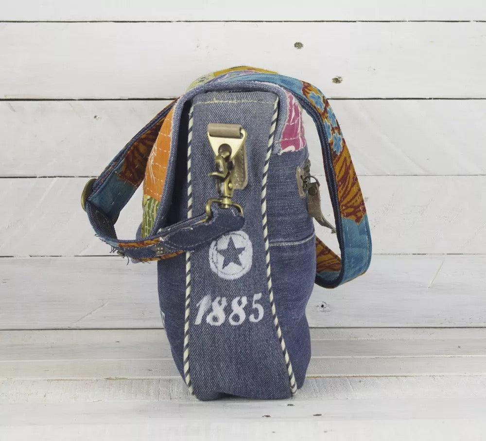 Sunsa Damen Messenger Tasche. Nachhaltige Umhängetasche aus recycelter Sari & Jeans