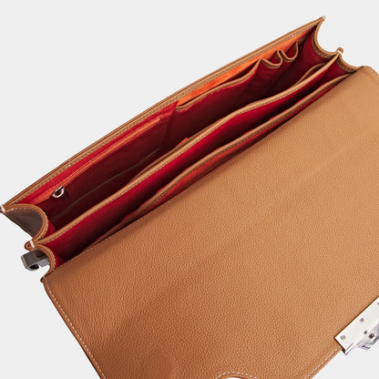 Amsterdam Aktentasche Tan Camel aus hochwertigem, genarbtem Leder handgefertigt - HOLE-X-WORLD