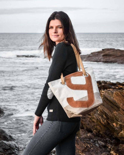 727 Sailbags Handtasche Legende N°9 Leinen und Leder * 100 % recycelte Segel * Null Abfall Ziel - HOLE-X