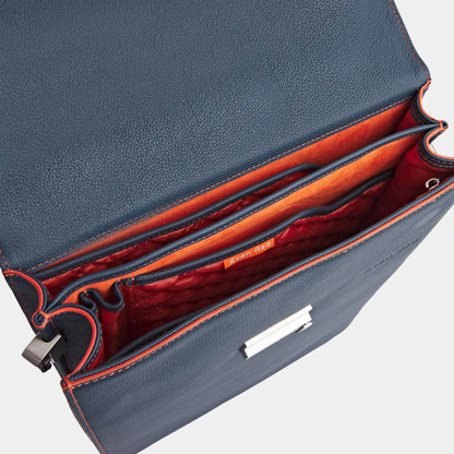 London Rucksack Petrol Blue aus hochwertigem, genarbtem Leder handgefertigt - HOLE-X-WORLD