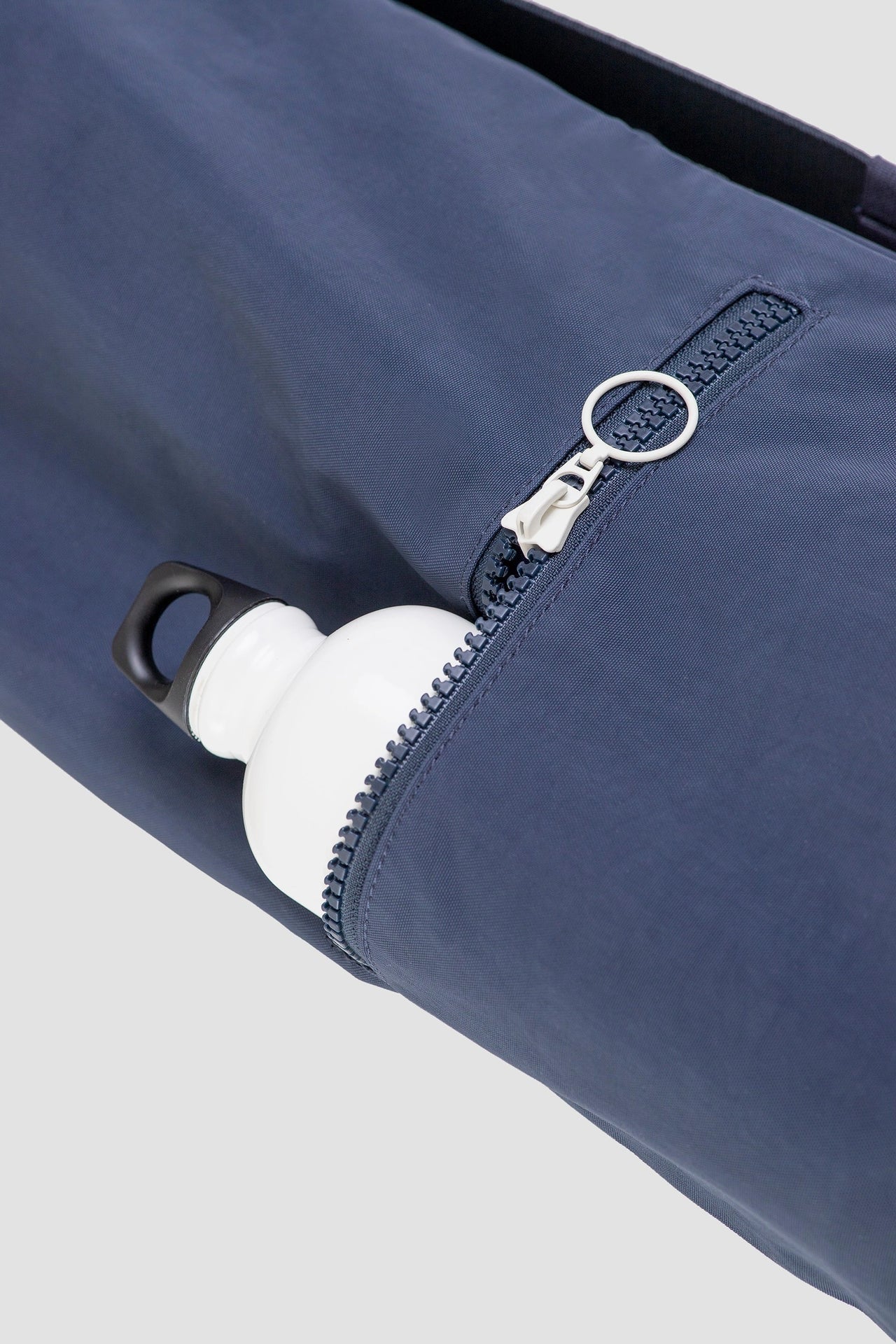 AALTO - YOGATASCHE - BLUEISH BLACK