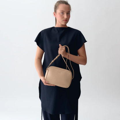 CHI CHI FAN Hamburg DAILY BAG Umhängetasche bei HOLE-X