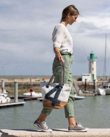 Handtasche Legende Nr.4