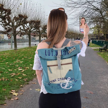 Sunsa Rucksack. Vegan Backpack aus Canvas ( Segeltuch). Großer Freizeit Cityrucksack. Daypack Tasche für Damen. A4 geignet. - HOLE-X