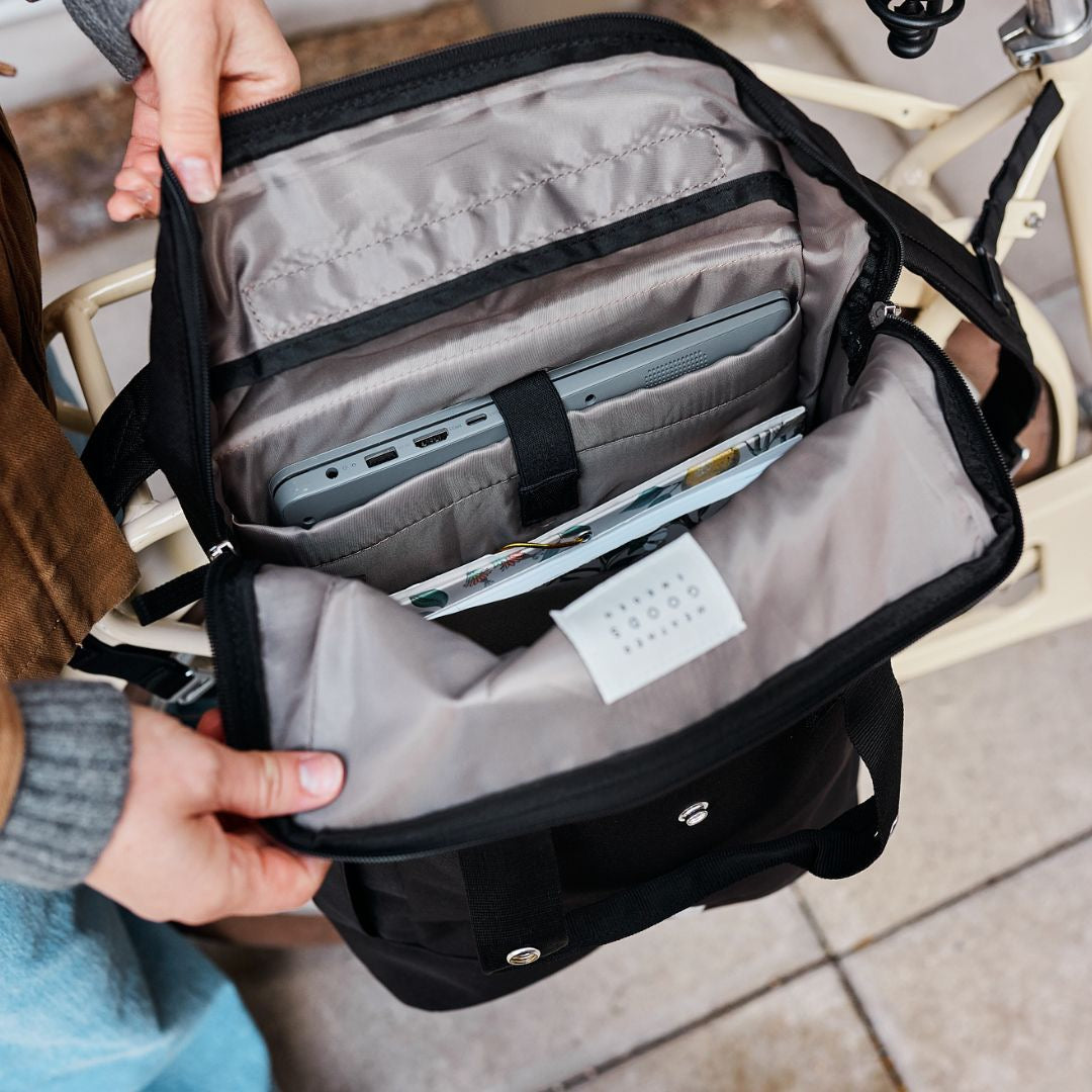 City Bike Pack V3 Innenansicht mit Laptopfach HOLE-X