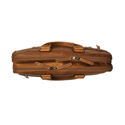 Laptoptasche Seth Cognac – Frontalansicht mit geschlossenen Reißverschlüssen I The Chesterfield Brand