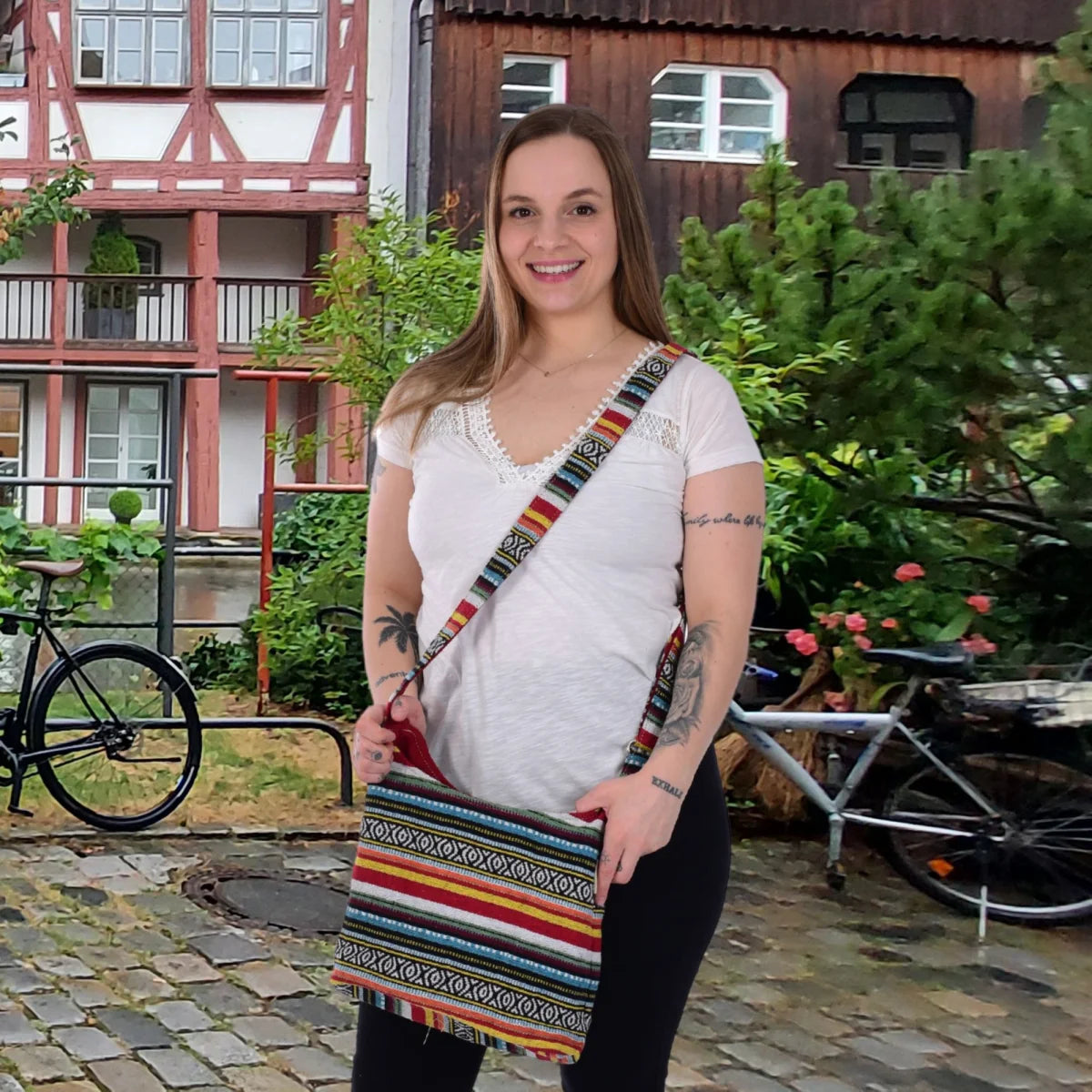 Sunsa Hobo Tasche. Gestreifte Baumwolle Umhängetasche. Vegane Schultertasche. Crossbody bag