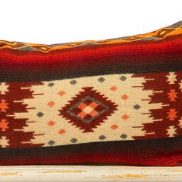 Kissen 40x60cm – Native Quilotoa Red – inklusive Entenfeder-Innenkissen