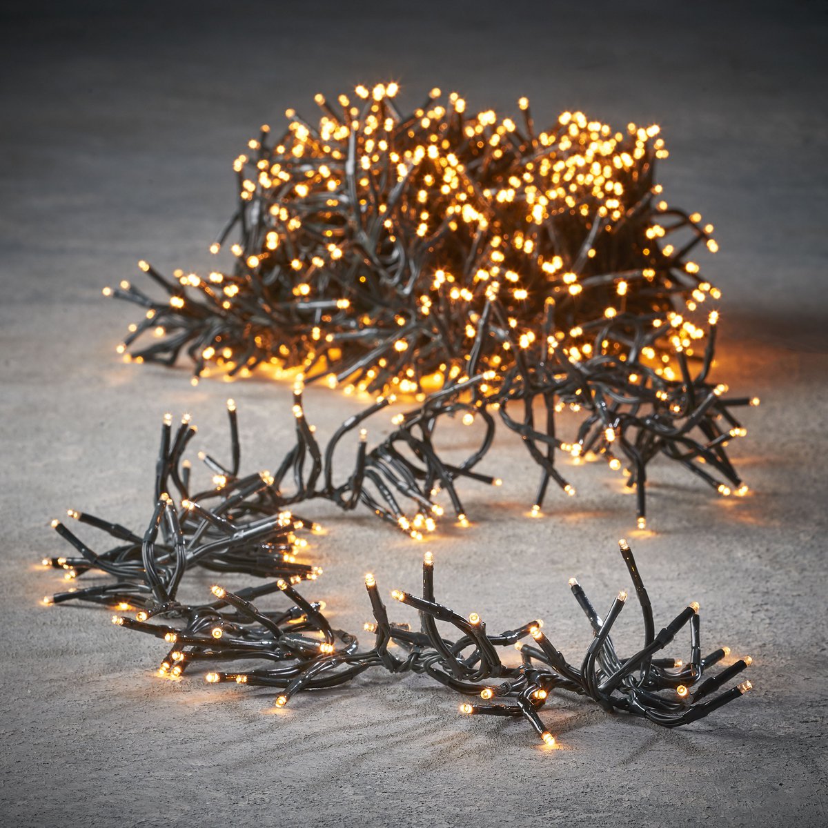 Cluster-Weihnachtslichter mit 768 LED-Lichtern – L560 cm – Warmweiß - HOLE-X-WORLD