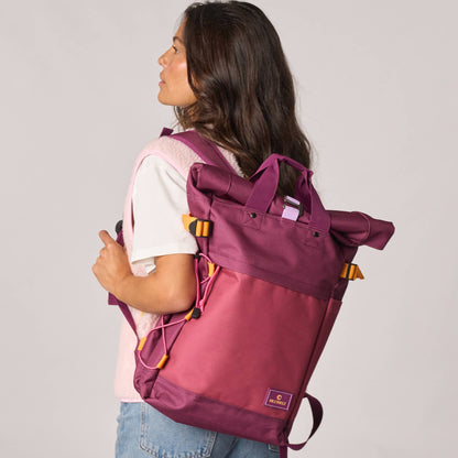 Roll-Top Rucksack aus 100% recyceltem Polyester - Bordeauxviolett
