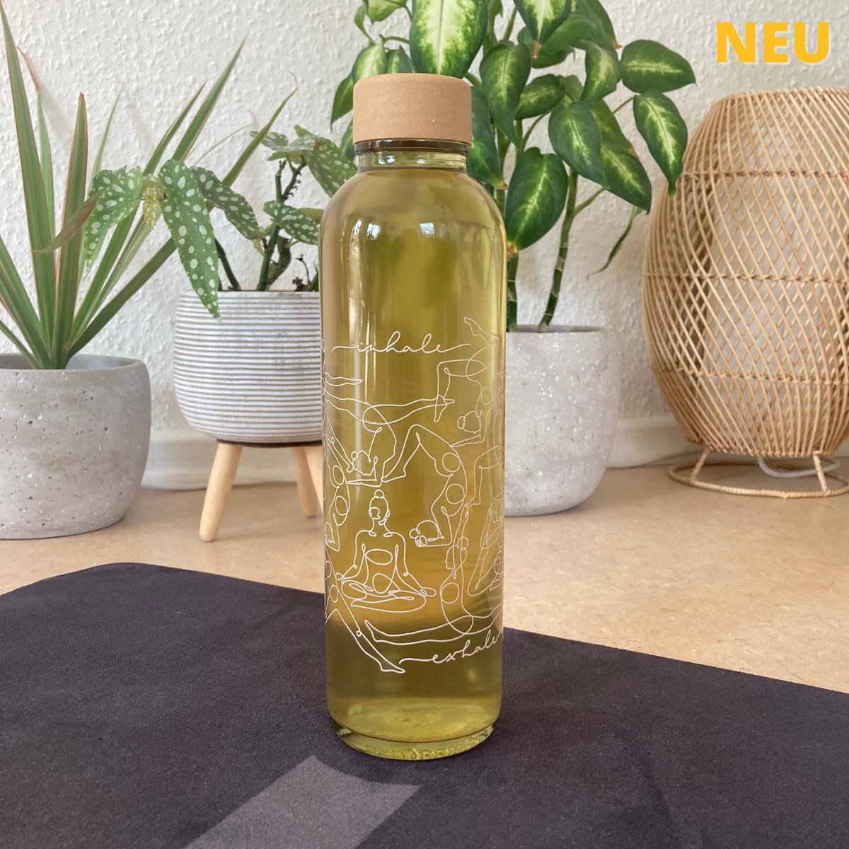 CARRY Bottle INHALE & EXHALE 0,7 l Glasflasche - Die YOGA Trinkflasche