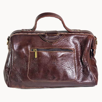 DOENYA Ledertasche 'Petit' die schönste Tasche aller Zeiten Arzttasche in Größe einer Handtasche - HOLE-X-WORLD