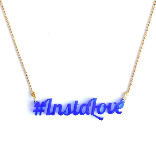 Halskette  "#InstaLove" aus 24K vergoldeten 925 Silber und recyceltem Kunststoff