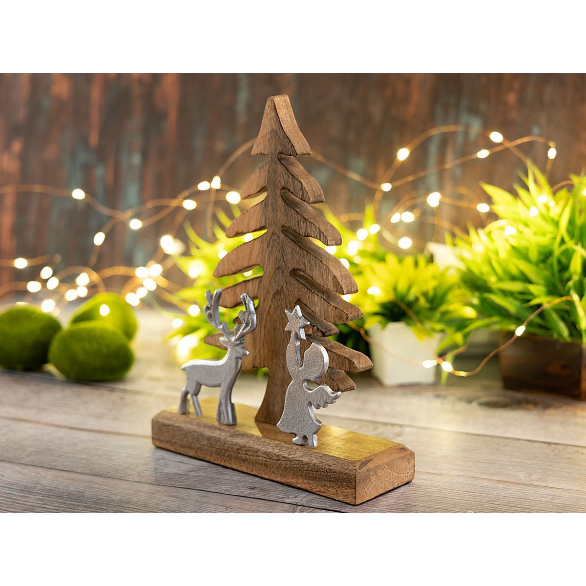 Holzfigur Weihnachtsbaum mit Hirsch u. Engel 20x27cm Weihnachtsdeko Mangoholz Aluminium