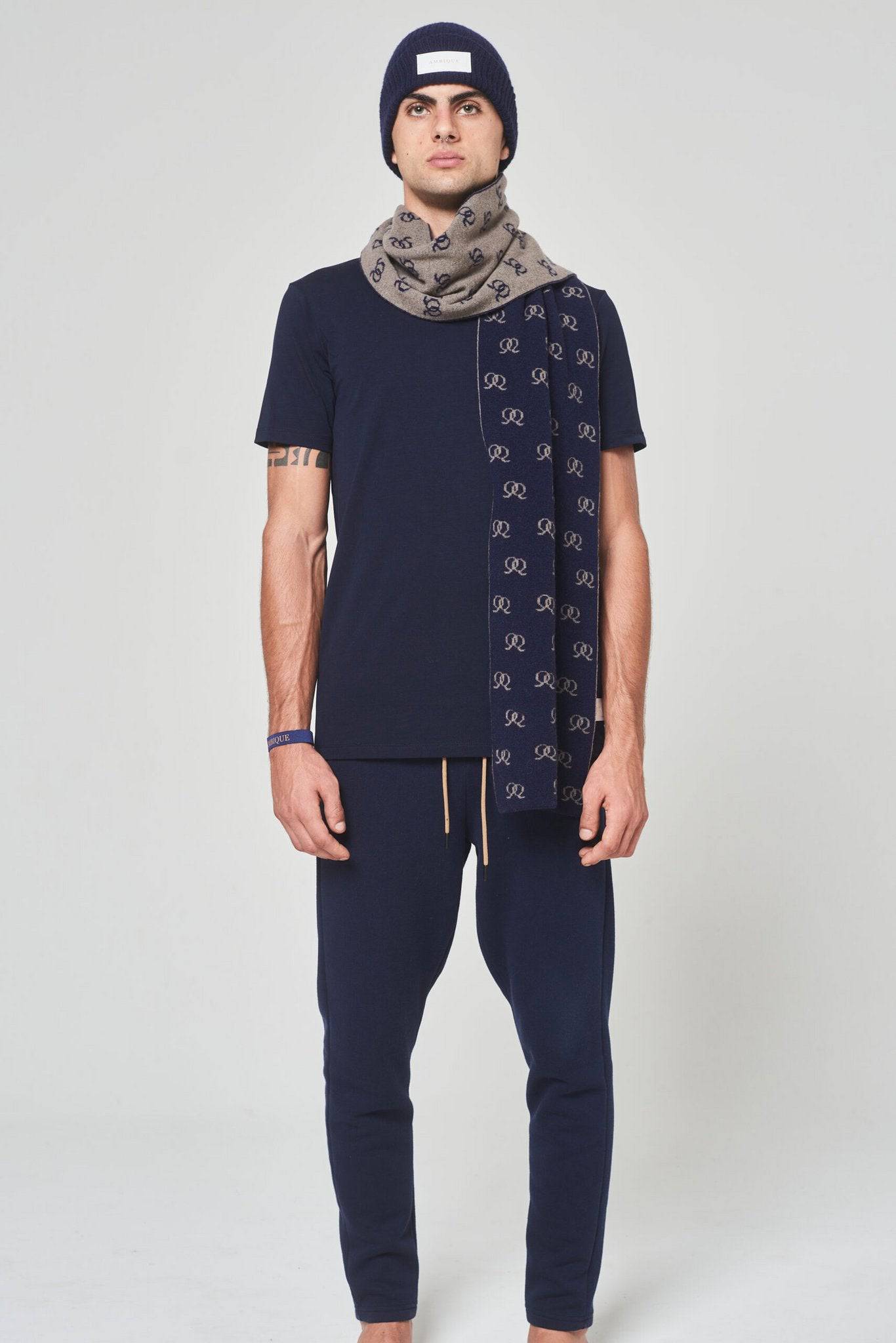 AMBIQUE Schal Fabrizio by Munir El Haddadi navy blau camel mit QQ Logo