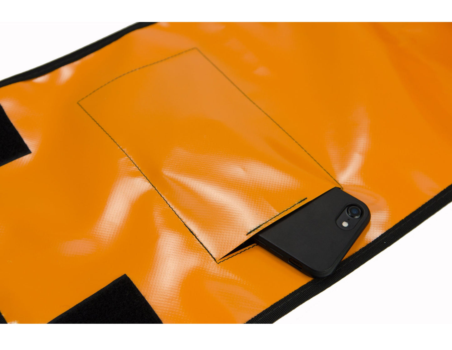 HOLE-X FOXTROTT Tasche orange Lkw-Plane Bringe Deine Tasche zum Leuchten mit Deinem Smartphone