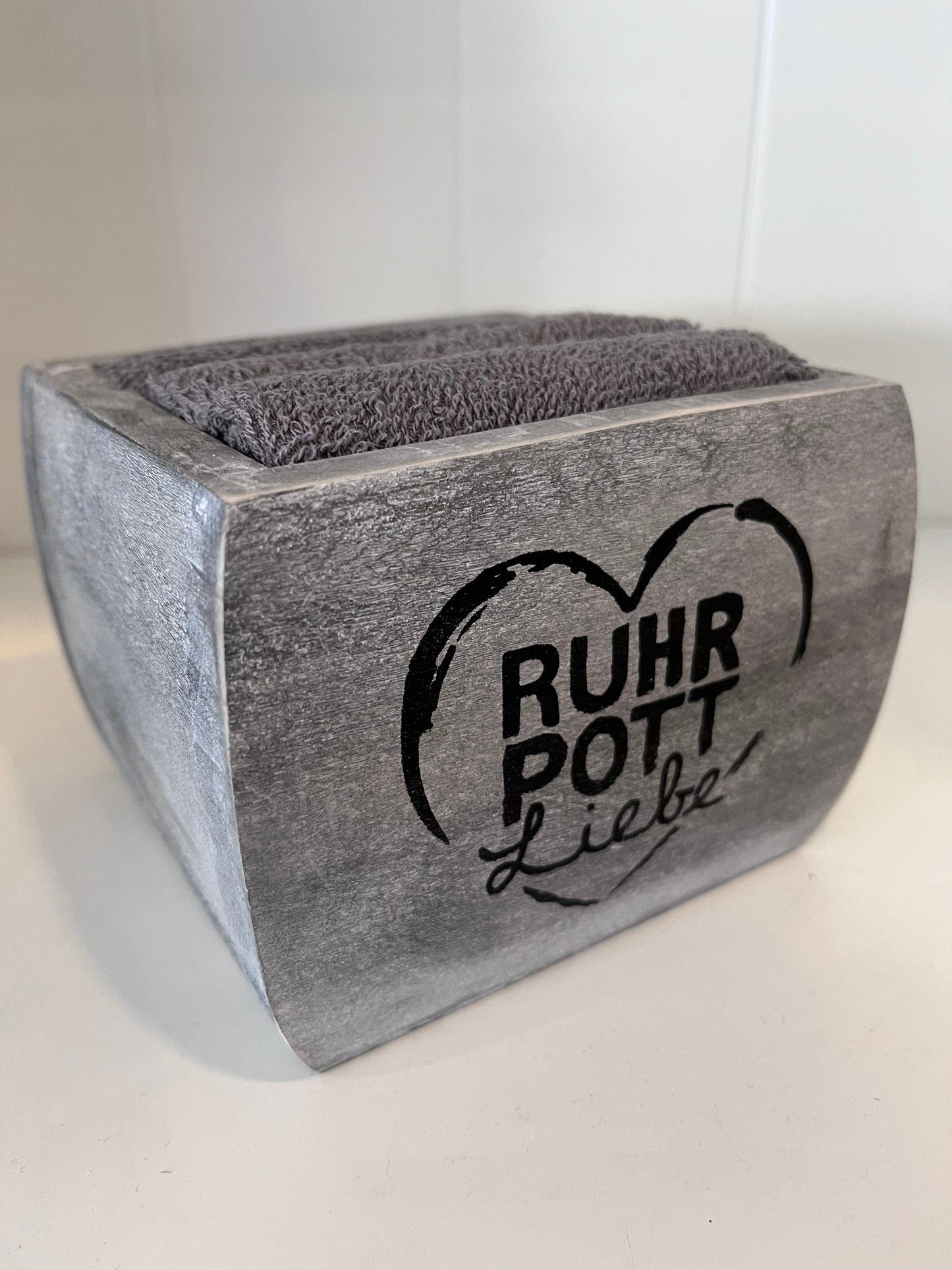 RUHRPOTT - BOX "RUHRPOTT" mit 4 Gästehandtücher in der Farbe grau Holz nachhaltig tolle Geschenk oder Mitbringsel