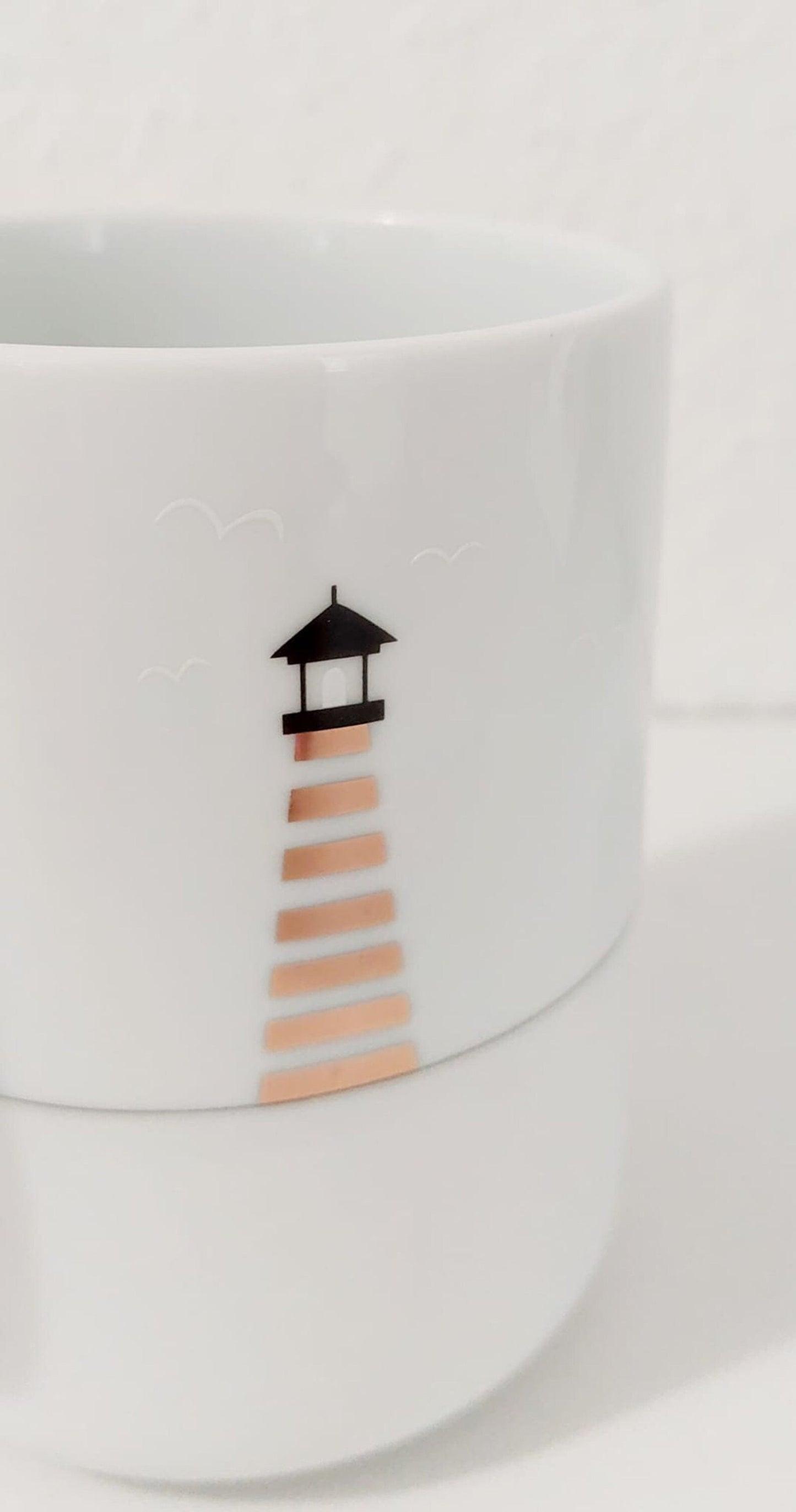 Tasse Becher Geschenktasse SEGELN von Räder Design aus weißem Porzellan mit vielen Details